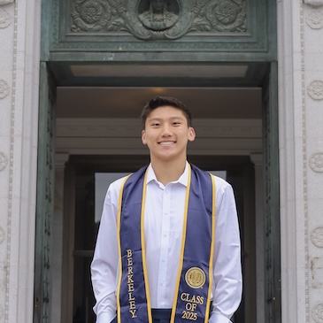 Alexander Tong